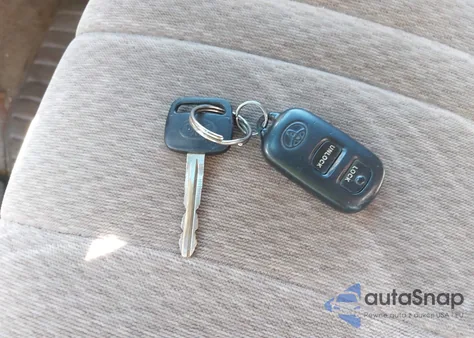 2001 Toyota Sienna Ce from USA, damaged, VIN 4T3ZF19C71U336024